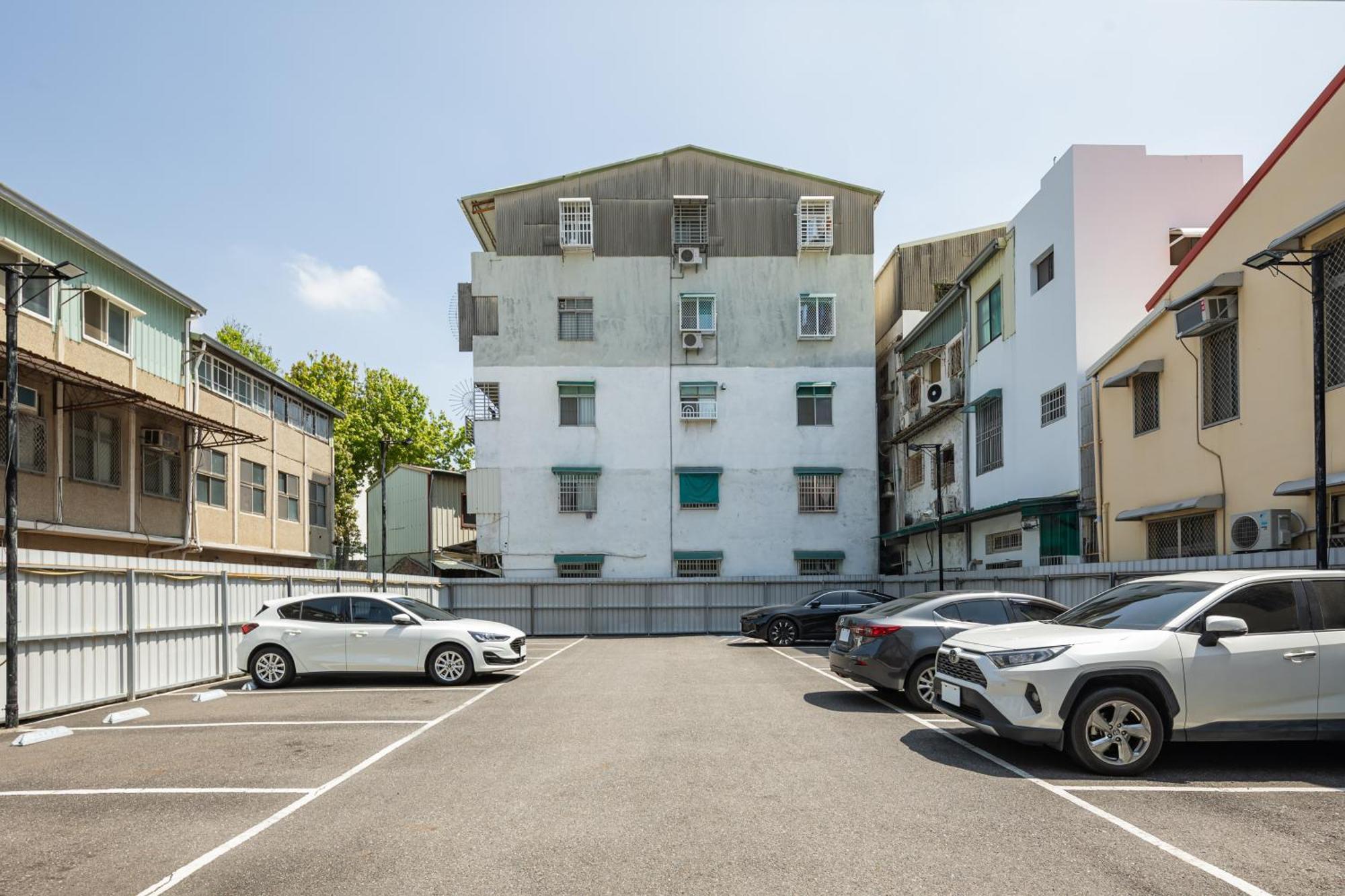 Kindness Hotel - Tainan Minsheng Exterior foto
